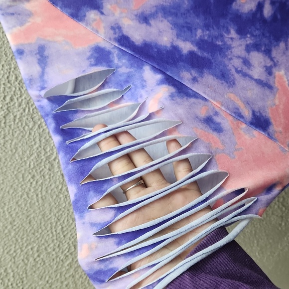 🔴 3 for $12 Shein Curve 2xl pink and purple tye dye - Picture 2 of 4
